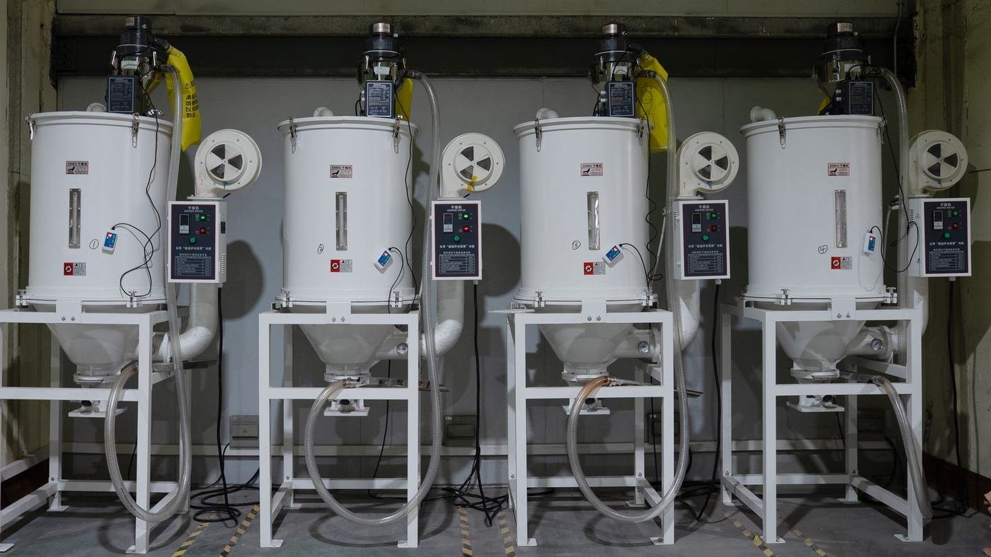 VOXFIL filament factory — extrusion line and production floor, Shenzhen China2