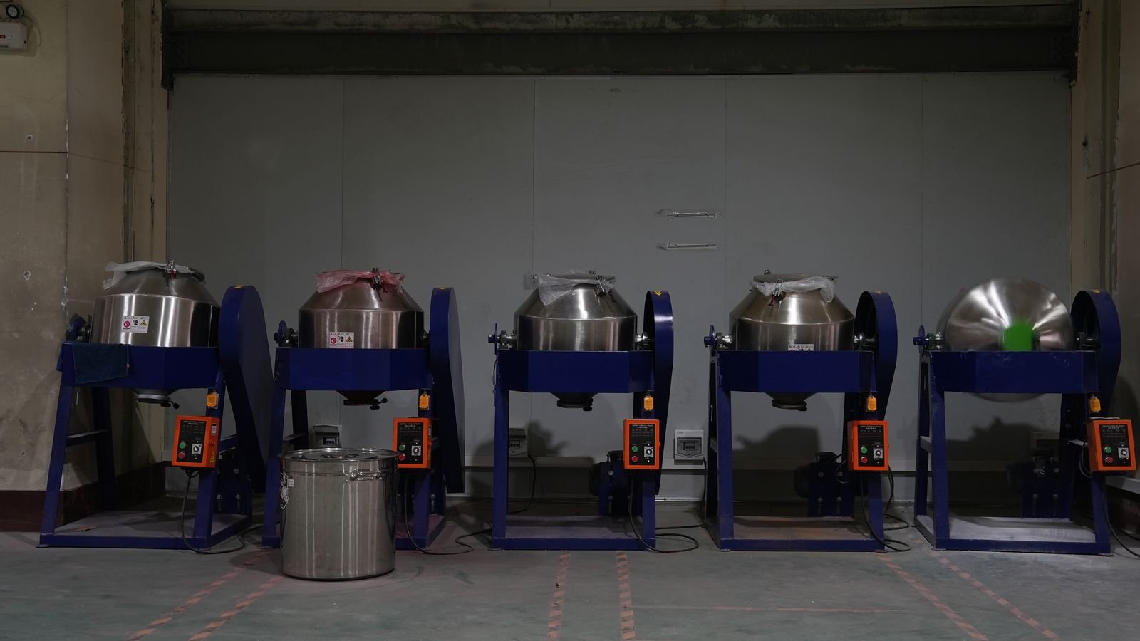 VOXFIL filament factory — extrusion line and production floor, Shenzhen China21